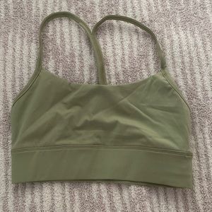 Lululemon sports bra